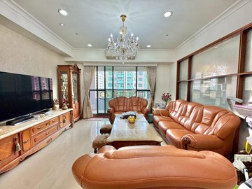 全誠遠見藝術館高樓景觀角窗邊間四房平車｜高雄市鼓山區明誠四路