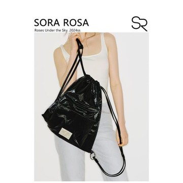 2025新款銀色抽繩雙肩背包上班通勤女設計感小眾獨特時尚輕便旅游