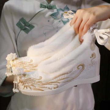 古風鞋子女漢服鞋冬季加絨內增高翹頭履繡花鞋百搭配古裝明制布鞋