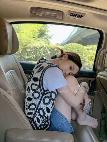 小香風針織馬甲女夏季日系慵懶風鏤空刺繡小坎肩背心外套【木屋雜貨】