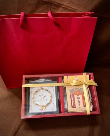 財富自由御守糖霜餅乾與水晶手鍊禮盒