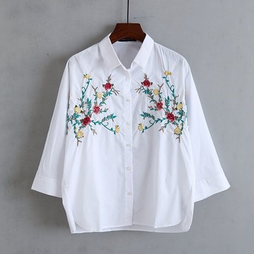 翻領刺繡蝙蝠衫襯衫秋秋新款時尚紐扣開衫休閑繡花上衣女Q/10-4