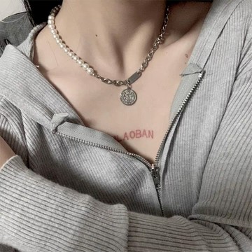 現貨-ins冷淡風珍珠圓牌項鍊女設計感網紅嘻哈潮choke項圈鎖骨鏈-D113