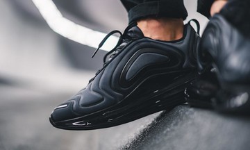 【日本海外代購】NIKE AIR MAX 720 TRIPLE BLACK 黑色 黑曜石 全氣墊 慢跑鞋 男  AO2924-004