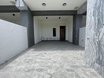 大里臨路全新未住帝王座向四大套房雙車美電梯別墅B｜台中市大里區中興路一段
