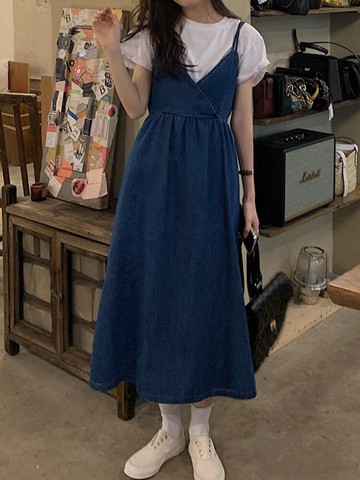 復古v領牛仔吊帶連衣裙女夏季年新款裙子高腰顯瘦休閑a字長裙