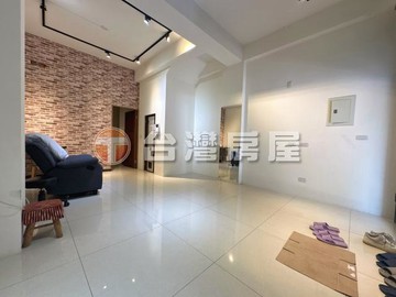宜蘭市北門商圈邊間別墅-輕屋齡/邊間三面採光｜宜蘭縣宜蘭市碧霞街