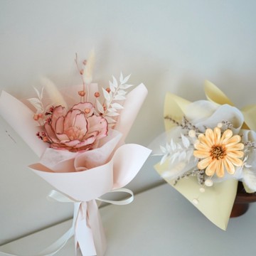 【Blooming.sein 林粼花藝設計】單朵索拉花花束 乾燥花束 母親節 畢業 生日 情人節 擴香花 節日禮物