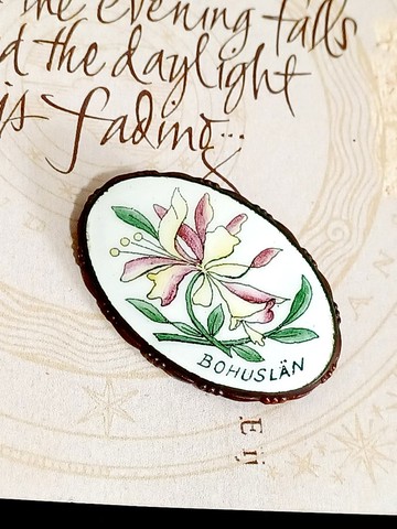 vintage jewelry 典雅彩繪蘭花陶瓷   別針 胸針