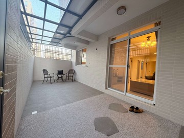 鄰近凱旋國小科工館｜邊間大庭院一樓公寓｜高雄市苓雅區憲政路