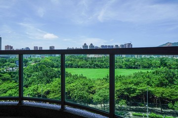 美術館首排景觀四房三車｜高雄市鼓山區明誠四路