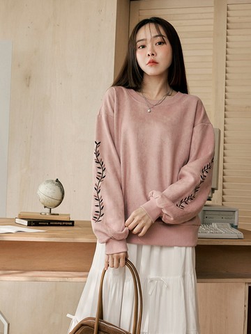 素色麂皮葉子刺繡寬鬆大學T