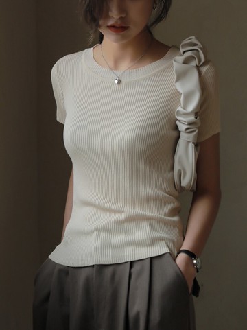 原宿風夏季白色針織圓領短袖t恤女ins潮小個子修身彈力純色上衣