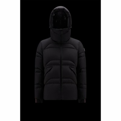 くつろぎカフェタイム モンクレール MONCLER ダウンジャケット