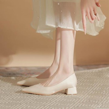 2024春季新款粗跟尖頭職業OL通勤面試工作氣質百搭中低跟紅色婚鞋