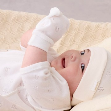 petit main 品牌旗艦店 【弱酸性】嬰兒手套組【日本直接出貨】