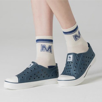 moz瑞典 駝鹿 雙色洞洞餅乾水鞋 (奶蓋海軍藍)-附鞋扣