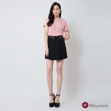 KeyWear奇威名品    純色設計感短褲裙-黑色