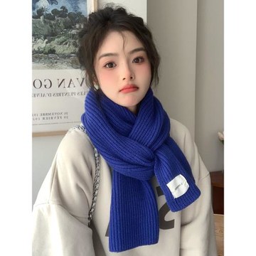 克萊因藍毛線圍巾女2025新款冬季百搭韓版圍脖純色保暖針織學院風