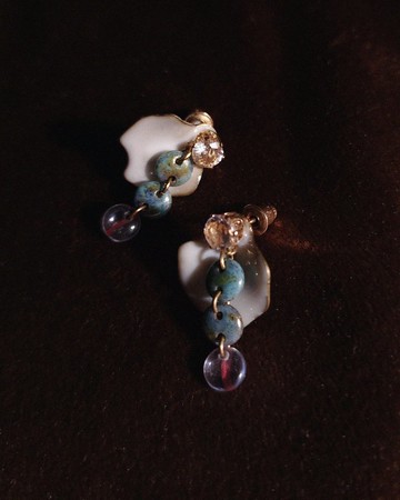 白玫瑰鋯石短耳環 / 土耳其綠 【孤品】