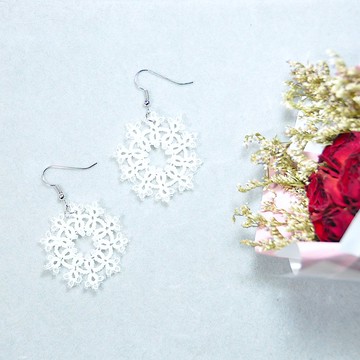 【訂製】雪花 耳環 珍珠白 Tatting Snowflake Earrings