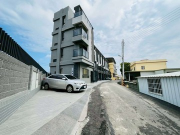 [專任 劉宥菲] 全新未住邊間大地坪電梯透天別墅｜台中市外埔區二崁路