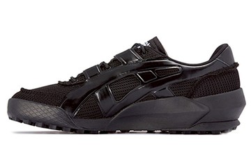 ONITSUKA TIGER BIG LOGO TRAINER BLACK