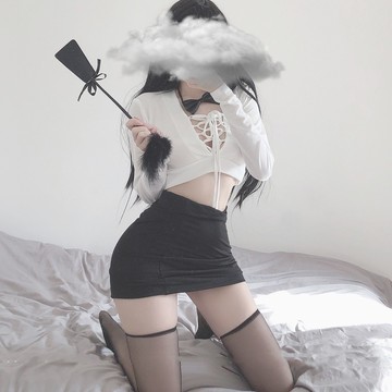 °• 𝘔𝘖𝘔𝘖𝘕𝘈 •°🫧現貨🫰 有大尺碼 同學 上課囉  OL 秘書 包臀 鏤空短裙 老師 教師 辦公室女郎 2233