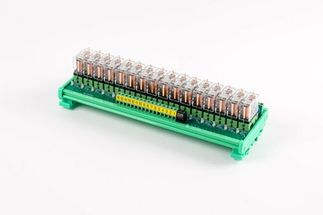 16路繼電器模組原裝歐姆龍模塊PLC放大板 一開一閉24V/12V轉接板[DD1118001]