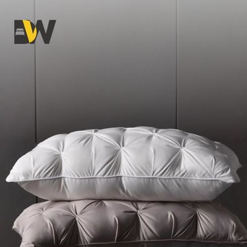 【夢之語】立體扭花泡芙枕 羽絲絨枕 (1入) 可水洗 枕頭 枕芯