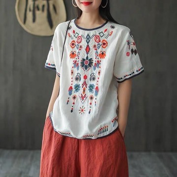 臺灣出貨 棉麻上衣 T恤女 新款民族風棉麻刺繡T恤女夏季復古文藝寬松大碼顯瘦百搭短袖上衣 大尺碼短袖 棉麻T恤