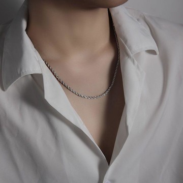 臺灣出貨🎊鏈子男潮配飾素鎖骨鏈美式hiphop不掉色男生潮牌百搭鈦鋼男士項鍊大減價🎁