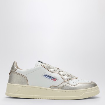 Medalist white/platinum sneaker