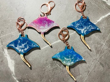 檜木魟魚吊飾生日款
