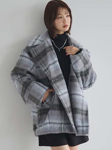 蓬鬆毛絨格紋圖案寬版翻領大衣外套(01000612502) - earth music&ecology