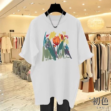 初色 長版圓領文藝印花短袖T恤上衣女上衣-共4色-33585(M-2XL可選)