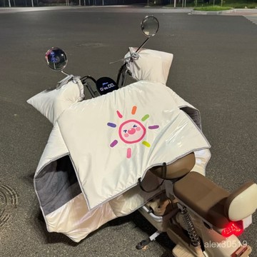 電動車擋風被冬季加絨加厚加大加寬防水防雨防曬帶兜電瓶車防風罩