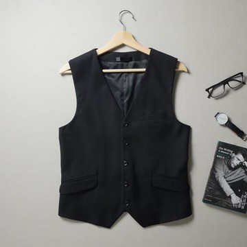 BIGGEZI 韓版黑色百搭修身馬甲 上班/日常/結婚 輕商務復古馬夾