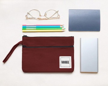 簡約素面雙拉鍊萬用包 手拿包 / 咖啡紅口罩收納袋 /口罩收納袋/