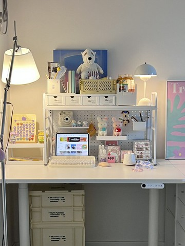 優樂悅~書架帶洞洞板書桌收納置物架 桌面多層鐵藝架子學生桌上電腦桌