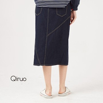 Qiruo 奇若專櫃精品深藍牛仔裙2406B斜線剪裁