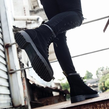 2022馬丁靴男英倫高幫春夏短靴韓版百搭黑色情侶靴中幫潮流工裝靴