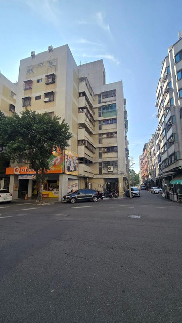 獨家專任低總價3房0公設電梯華廈｜台中市西區模範街