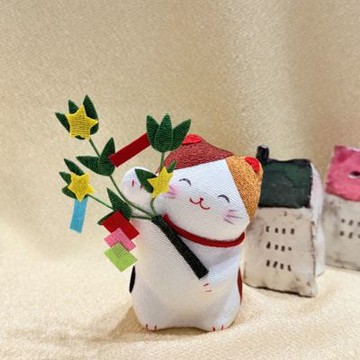 RYUKODO 龍虎堂京都手作縮緬擺飾-三毛貓持四季-七夕