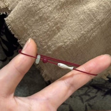 🎆限時下殺🎆新款红绳编织锦鲤小鱼手绳送闺蜜情侣手链考研上岸转运学生礼物 手鏈 情侶手鏈