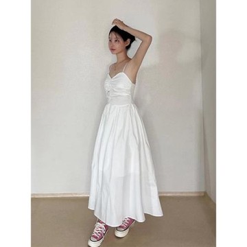 chic夏季抽褶顯瘦A字吊帶連衣裙