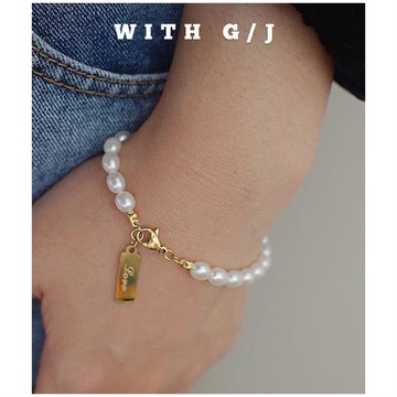 WITH GJ天然淡水珍珠Love方牌手鏈女法式簡約隨性鈦鋼鍍18K金保色