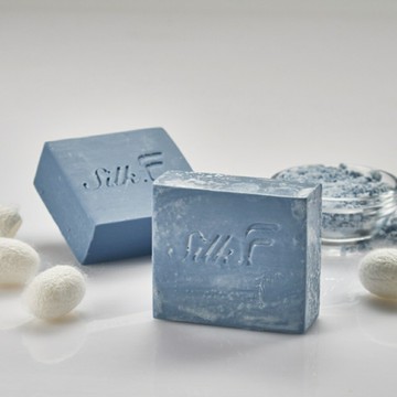 Silk.F絲芙真蠶絲絲礦調理洗髮皂100g／添加蠶絲蛋白、地中海礦泥／領券再折 頭皮調理
