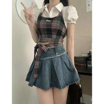【臺灣有貨】美式辣妹減齡套裝2023年綁帶格子吊帶上衣背心襯衫+白襯衫兩件套