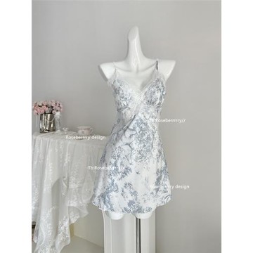 Roseberrrry畫染 氣質高級感吊帶睡裙女夏季性感冰絲帶胸墊家居服